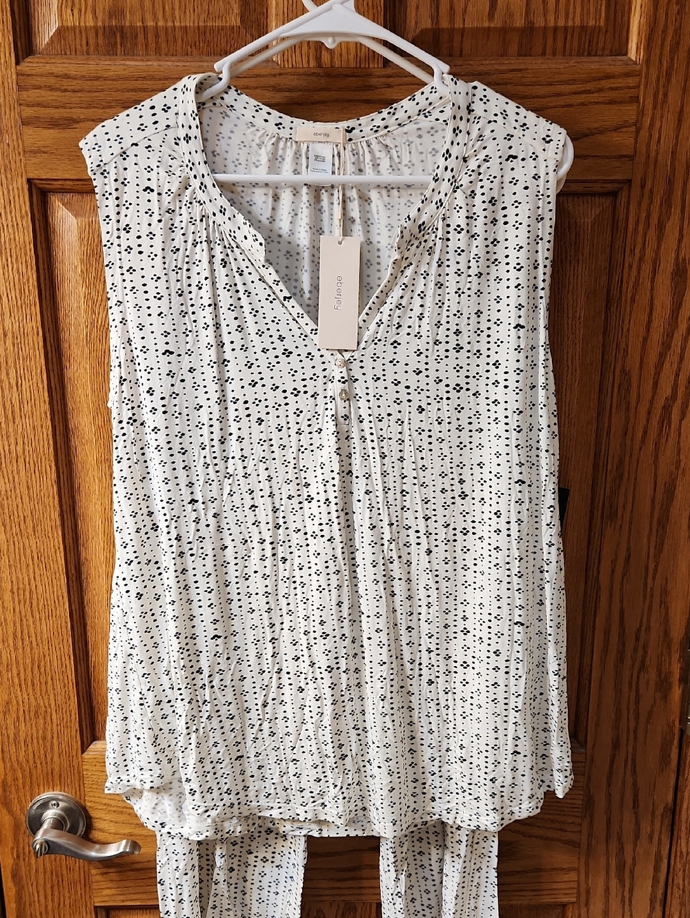 Eberjey Artesano Dot Pajama Set (1 sleeveless shirt, 2 pairs cropped pants)